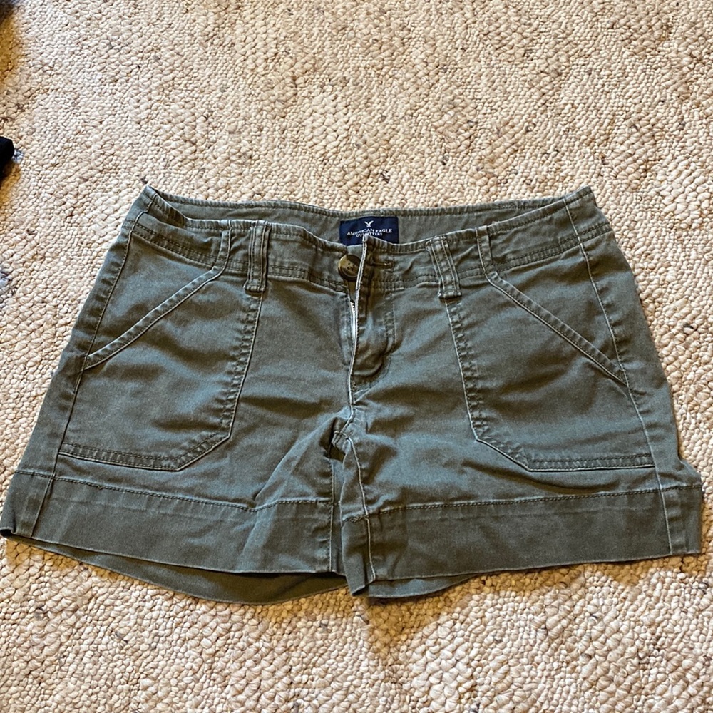 Midi Green Shorts